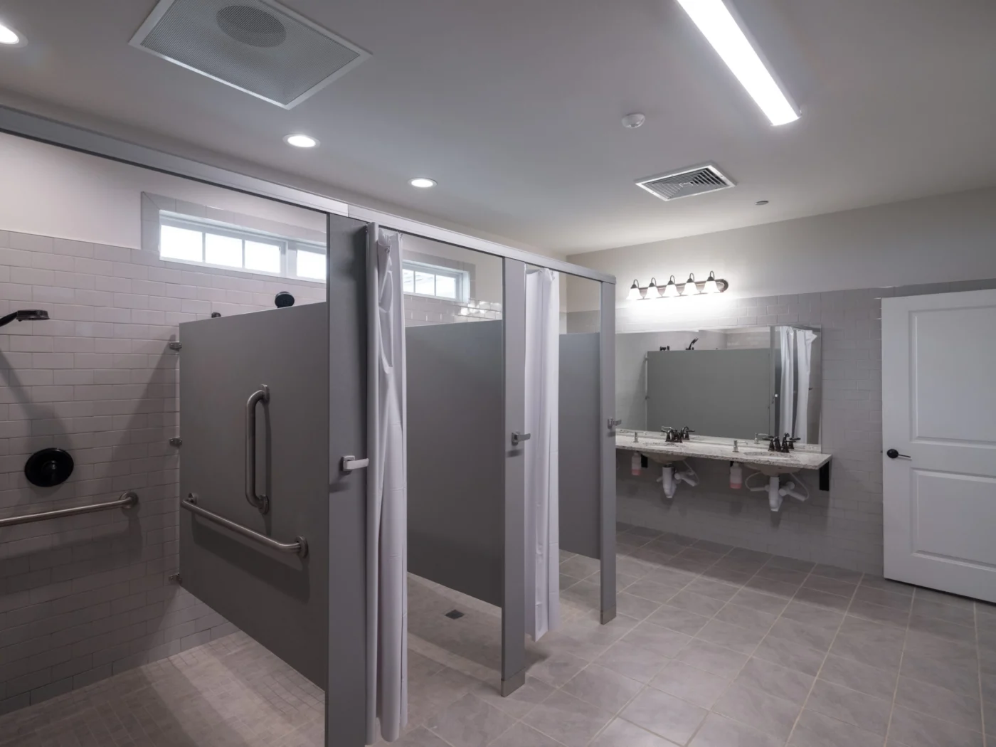 Great Southern Homes Cabin Bathrooms